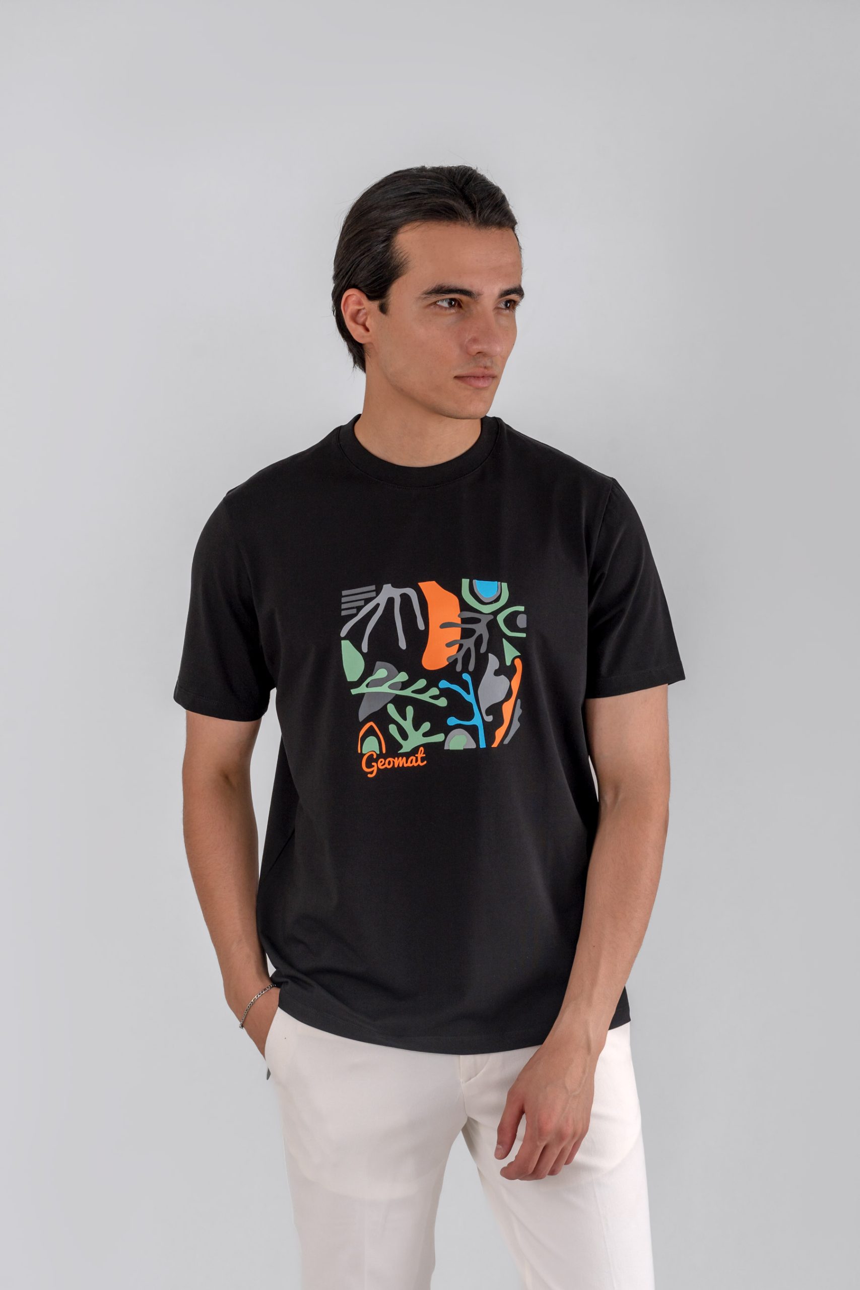Tshirt-men-geomat-black تیشرت طرحدار مشکی 2043 - Image 1
